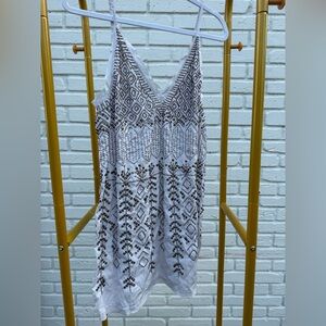 White Beaded V-Neck Sleeveless Dress XS